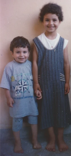 Ekin Karadeniz with his sister